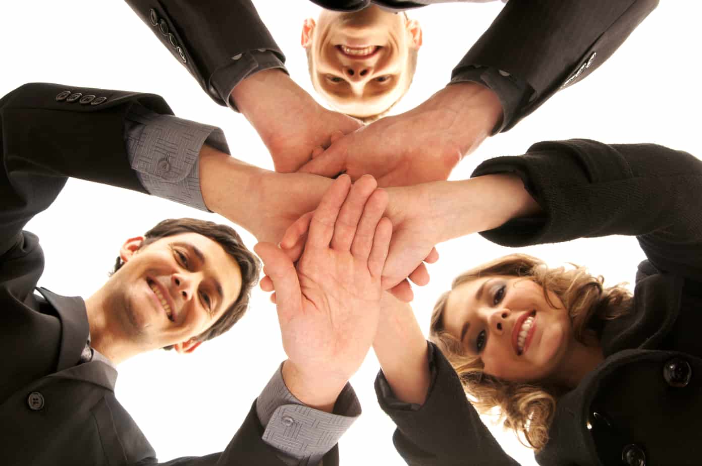 Het levensgrote verschil tussen een team en een groep! - Paola Pisu
